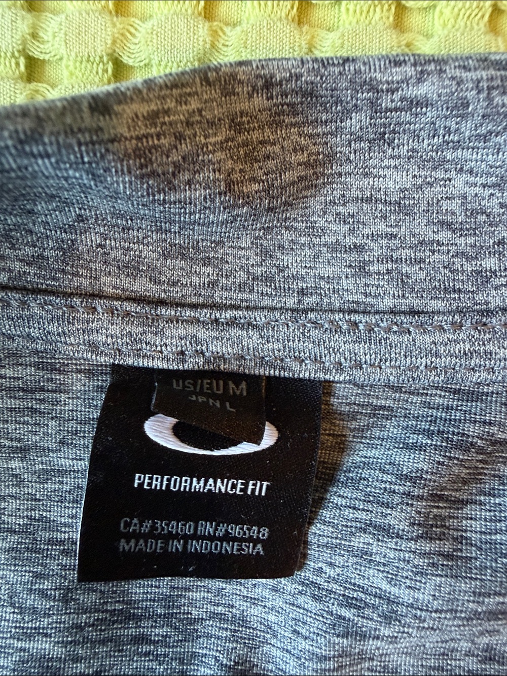 Oakley Gray Performance Fit Quarter-Zip Pullover - Picture 2 of 3